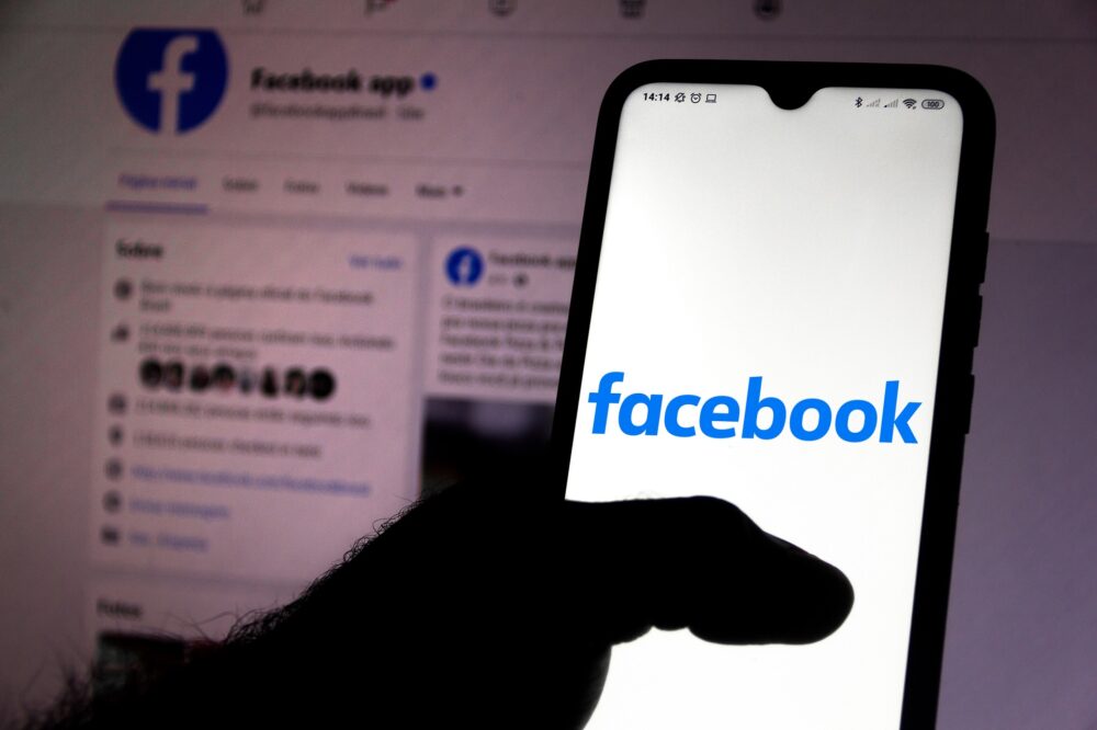 Facebook é condenado a indenizar influenciadora mineira após invasão de conta - Foto: Divulgação/Depositphotos