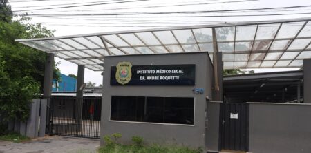 Filho é preso após decepar cabeça da própria mãe no bairro Nova Cachoeirinha, em BH Filho é preso após decepar cabeça da própria mãe no bairro Nova Cachoeirinha, em BH - Foto: Divulgação/PCMG