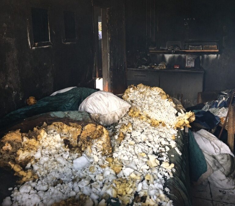 Criança de 3 anos morre após incêndio atingir residência em Dores de Campos (MG) - Foto: Divulgação/CBMMG