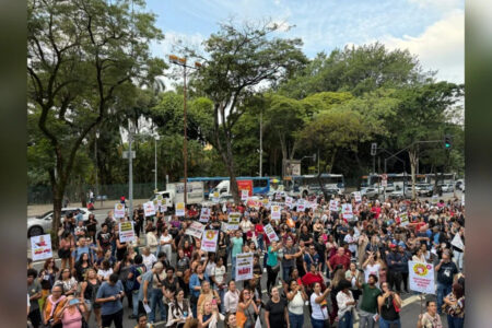 Defensoria aciona Justiça para garantir funcionamento mínimo das escolas durante greve em BH Defensoria aciona Justiça para garantir funcionamento mínimo das escolas durante greve em BH - Foto: Divulgação / Sind-Rede/BH