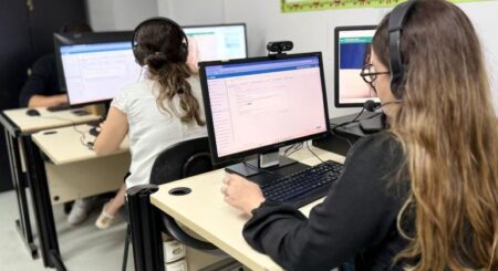 Teleconsulta em BH ganha reforço no inverno e ajuda a desafogar atendimento presencial - Foto: Aline Resende/PBH