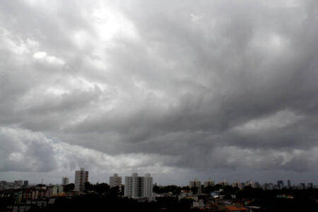 Mau tempo cancela e atrasa voos no Aeroporto de Confins - Foto: Divulgação