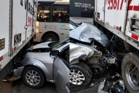 Homem fica ferido após acidente entre carro e carreta na Avenida Tereza Cristina, em BH - Foto: Divulgação/Corpo de Bombeiros