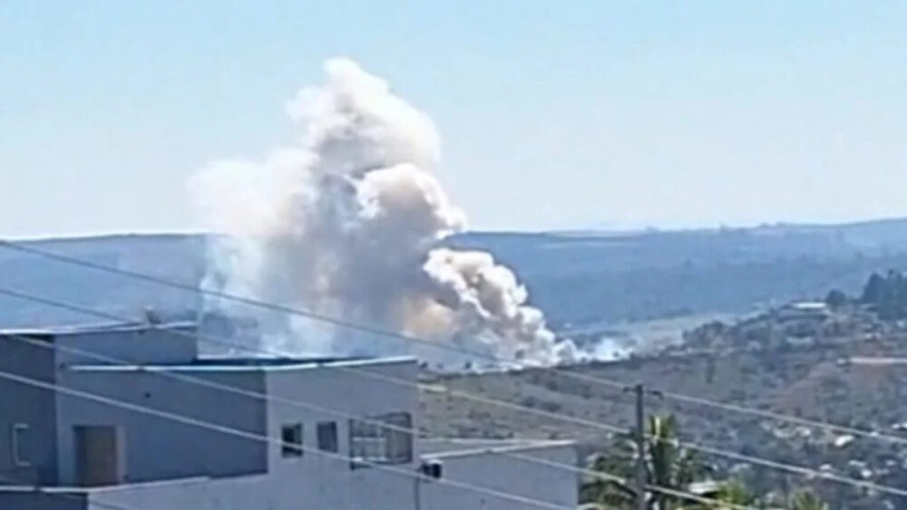 Explosão em fábrica de fogos de artifícios deixa um morto e dois feridos em Santo Antônio do Monte - Foto: Divulgação/Redes Sociais