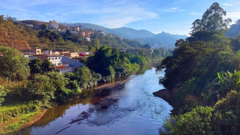 Copasa identifica manchas de óleo no Rio das Velhas, em Sabará - Foto: Divulgação/ Prefeitura de Sabará