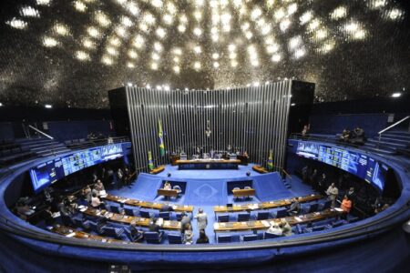 Marília Campos e Aécio Neves lideram disputa pelo Senado em MG, diz Quaest - Foto: Jonas Pereira/Agência Senado