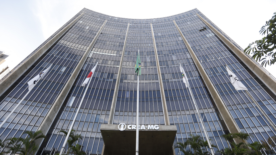 Crea-MG abre concurso com salários de até R$ 13,6 mil; veja como se inscrever - Foto: Daniel Renna/Crea-MG