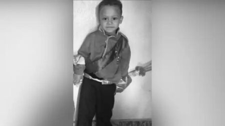 Criança de 3 anos atropelada por motorista sem CNH é sepultada na Grande BH Criança de 3 anos atropelada por motorista sem CNH é sepultada em Nova Lima - Foto: Reprodução