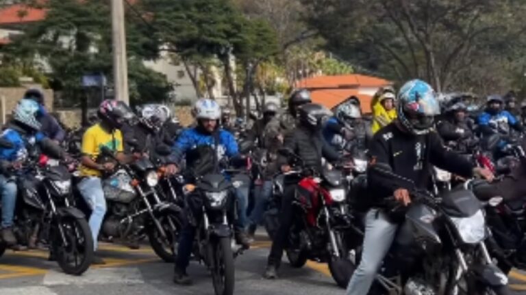Motoboys paralisam entregas e protestam em BH por melhores pagamentos; veja as reivindicações Motoboys paralisam entregas e protestam em BH por melhores pagamentos; veja as reivindicações - Foto: Reprodução