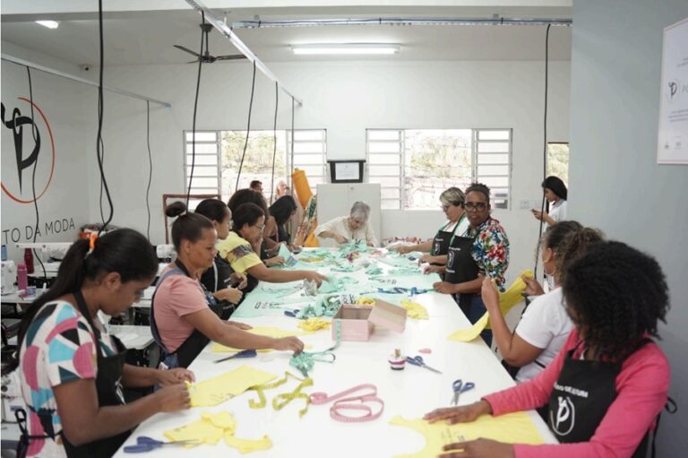 Últimos dias para inscrições no curso gratuito de Design de Moda em Nova Lima ponto da moda 1