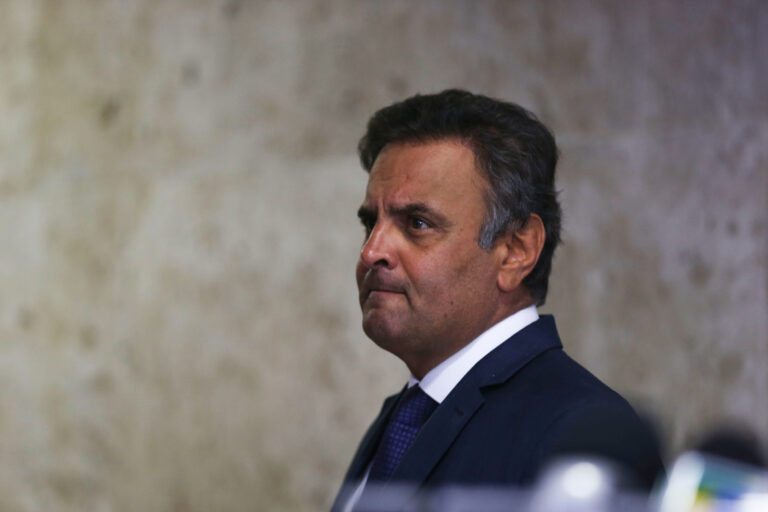 Aécio Neves anuncia que não disputará as eleições de 2026 - Foto: Valter Campanato/Agência Brasil