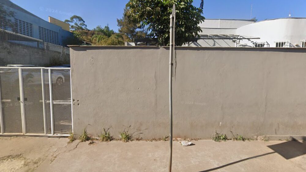 Médica é agredida por paciente em centro de saúde no Barreiro, em BH Médica é agredida por paciente em centro de saúde no Barreiro, em BH - Foto: Reprodução/Google Maps