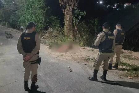 Homem é retirado de casa e morto a golpes de madeira e barra de ferro na Grande BH - Foto: Divulgação/PMMG