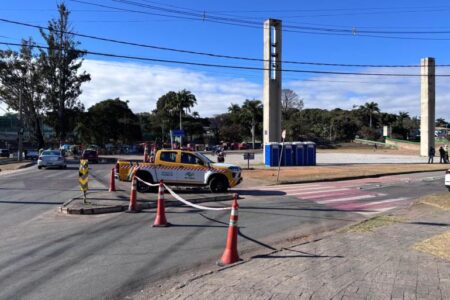Corrida do Galo altera trânsito na Pampulha neste domingo (16); veja desvios e linhas afetadas Corrida do Galo altera trânsito na Pampulha neste domingo (16); veja desvios e linhas afetadas - Foto: Divulgação/PBH