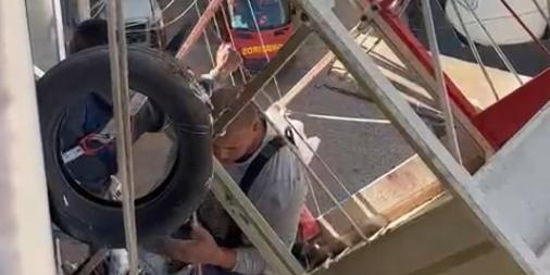 Plataforma quebra e deixa dois trabalhadores presos no 8º andar de prédio em Divinópolis - Foto: Divulgação/Corpo de Bombeiros