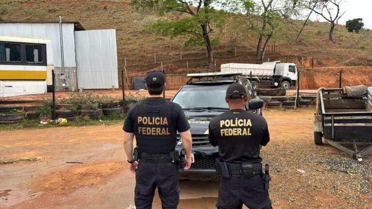 Mais de 230 brasileiros teriam sido levados ilegalmente aos EUA por esquema investigado em MG Mais de 230 brasileiros teriam sido levados ilegalmente aos EUA por esquema investigado em MG - Foto: Divulgação/PF