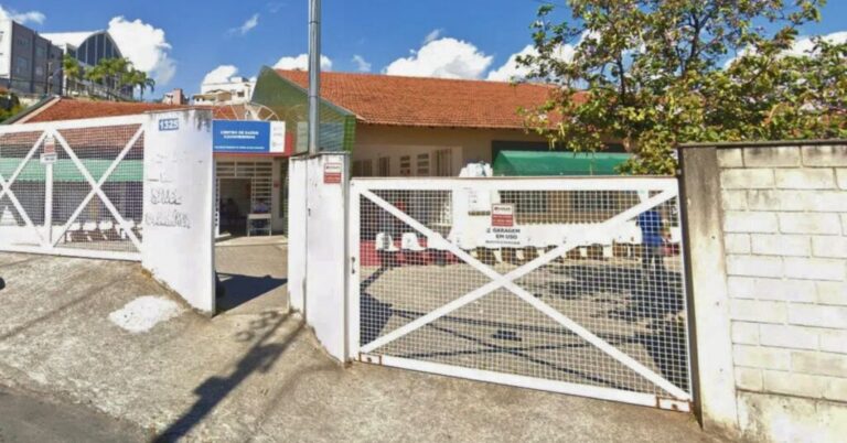 Posto de saúde em BH tem atendimento reduzido pelo 2º dia após furto de fios Posto de saúde em BH tem atendimento reduzido pelo 2º dia após furto de fios - Foto: Reprodução/ Google Street View