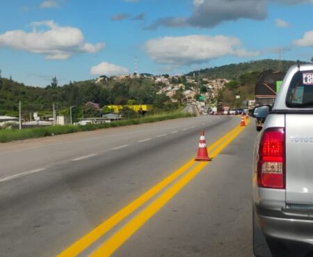 BR-381 tem trânsito congestionado após atropelamento na Grande BH BR-381 tem trânsito congestionado após atropelamento na Grande BH - Foto: Reprodução/Redes Sociais