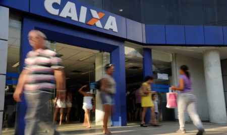 Bancários da Caixa e do Banco do Brasil entram em greve em BH Bancários da Caixa e do Banco do Brasil entram em greve em BH - Foto: Tânia Rêgo/Agência Brasil