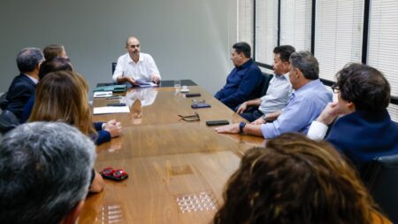 Governo de MG anuncia R$ 32 milhões em patrocínios para Cruzeiro, Atlético e América - Foto: Divulgação/Imprensa MG