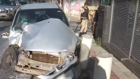 Acidente entre carro e ônibus deixa homem ferido no Carlos Prates, em BH - Foto: Reprodução/TV Globo