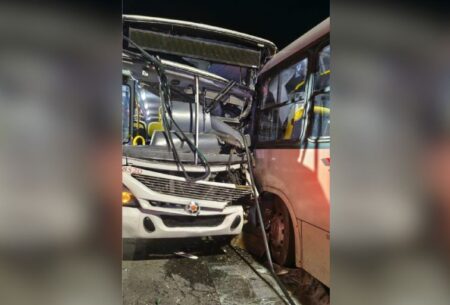 Colisão entre dois ônibus deixa seis feridos em São João del-Rei - Foto: Divulgação/Corpo de Bombeiros