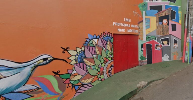 Criança de 5 anos morre após passar mal em escola municipal de BH Criança de 5 anos morre após passar mal em escola municipal de BH - Foto: Reprodução/Google Street View