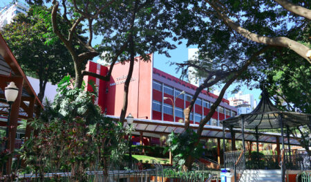 Colégio em BH mantém aulas após morte de professora e gera críticas - Foto: Reprodução/Redes Sociais