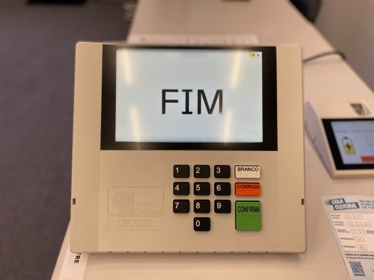 Eleições 2026: cerca de 45 urnas são substituídas em Minas Gerais durante votação - Foto: João Paulo/Por Dentro de Minas