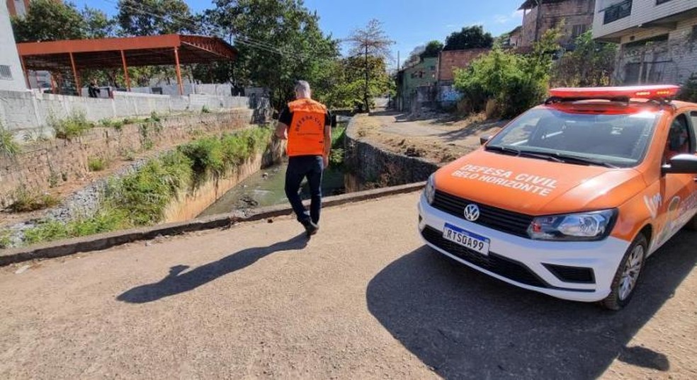 Avenida é interditada e outros pontos são monitorados por risco de transbordamento em BH - Foto: Divulgação/Defesa Civil