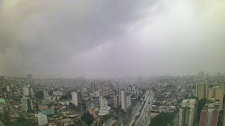 Em apenas 5 dias, chuva em BH já supera média esperada para outubro em três regiões Em apenas 5 dias, chuva em BH já supera média esperada para outubro em três regiões - Foto: Divulgação/Clima Ao Vivo