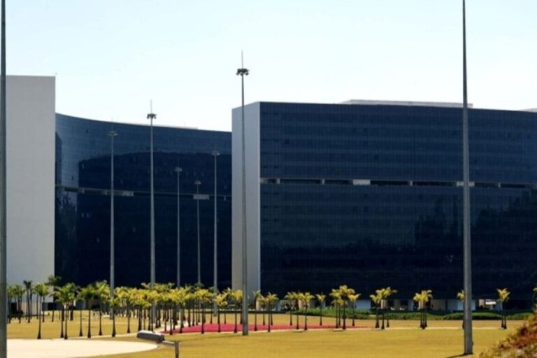 Cleitinho herdará déficit de R$ 10,5 bilhões image 870x580 6ad631a17c933 WxUxXn