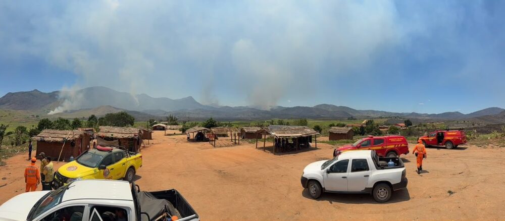 incendio terra indigina mg