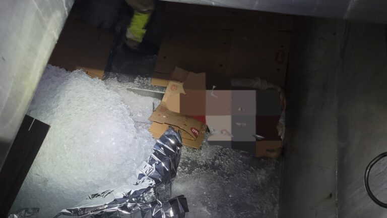 Funcionário morre após ficar preso em máquina de gelo em empresa de Santa Luzia - Foto: Divulgação/Corpo de Bombeiros