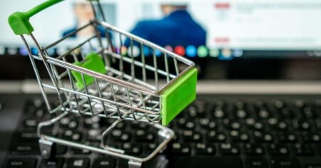 Melhores assessorias de marketplace: o que comparar antes de contratar uma?